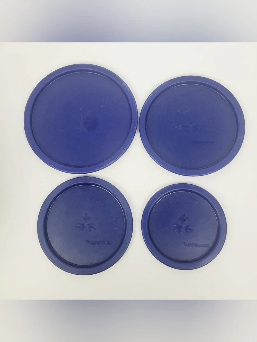 Vtg 90s~Tupperware One Touch Canisters~2416B~2418B~2420D~2422B~White w/Blue Lids